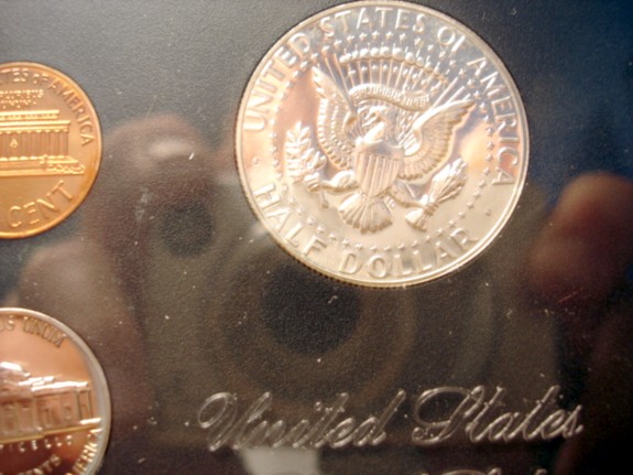 1970-S-Kennedy-Proof-Rotated-Die,-Should-I-Crack-The-Case-Ope?